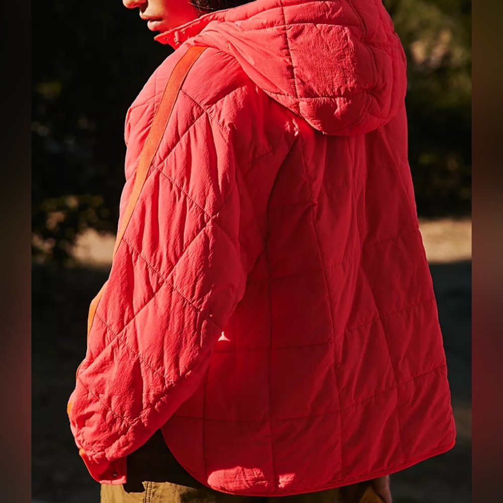 Pippa Packable Pullover Puffer NWT - image 2